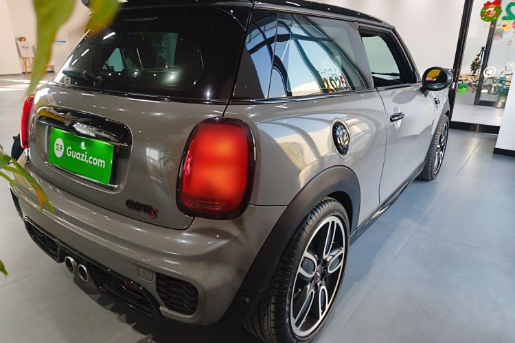 Used  MINI 2018 2.0T COOPER S Racing Driver