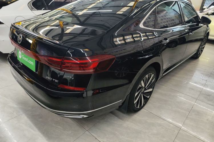 Used Volkswagen Passat 2022 330TSI Luxury Edition
