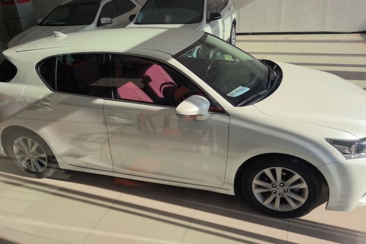 Used Lexus CT 2014 CT200h Elite Edition Monochrome