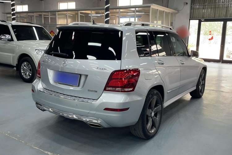 Used Mercedes-Benz GLK-Class 2013 GLK 300 4MATIC Dynamic Sunroof Model

