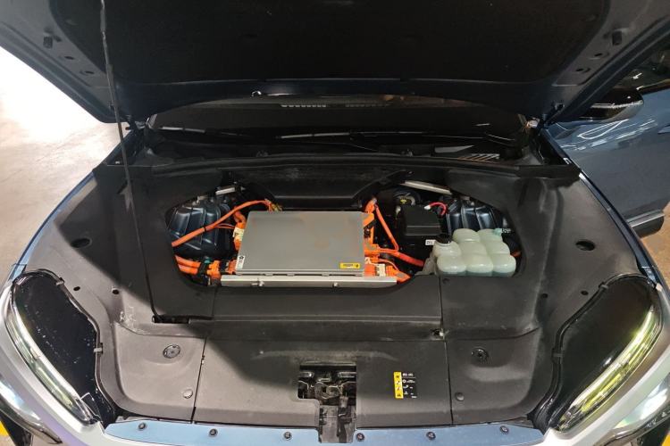 Used Nio ES8 2020 580 km Signature Edition 7-Seater Version
