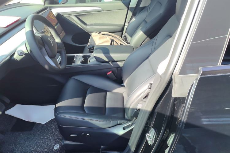 Used Tesla Model Y 2023 Rear-Wheel-Drive Version