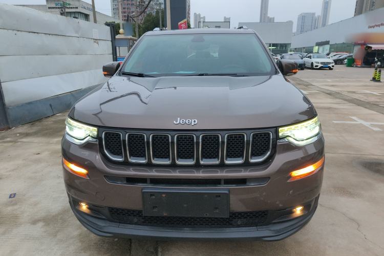 Used  Commander 2018 2.0T Two-Wheel Drive Enjoy Edition China V
