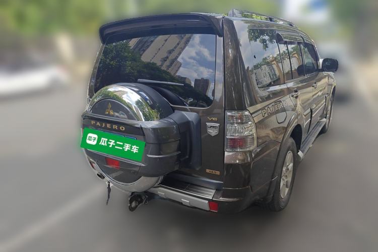 Used Mitsubishi Pajero 2016 3.0L Automatic Prestige Version China V Standard
