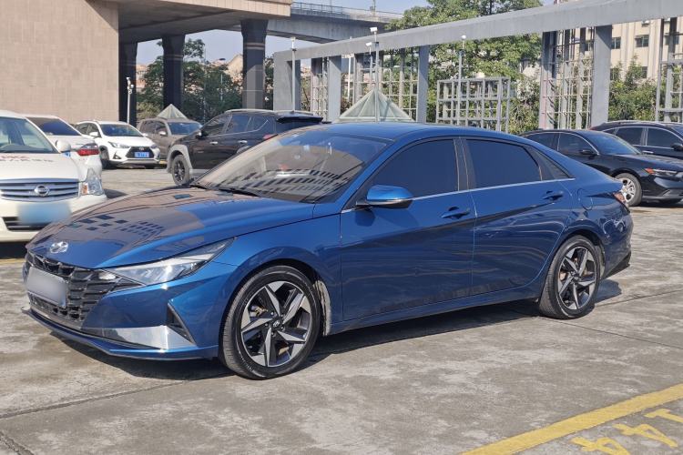 Used Hyundai Elantra 2022 1.5L CVT LUX Prestige Edition