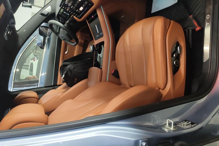 Used Hima AITO M7 2024 1.5T Intelligent Drive 4WD Ultra Version 5 Seats
