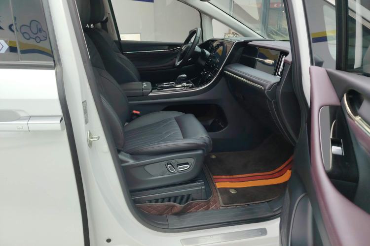 Used GAC Trumpchi M8 2024 Master Series 400T Ultimate Edition
