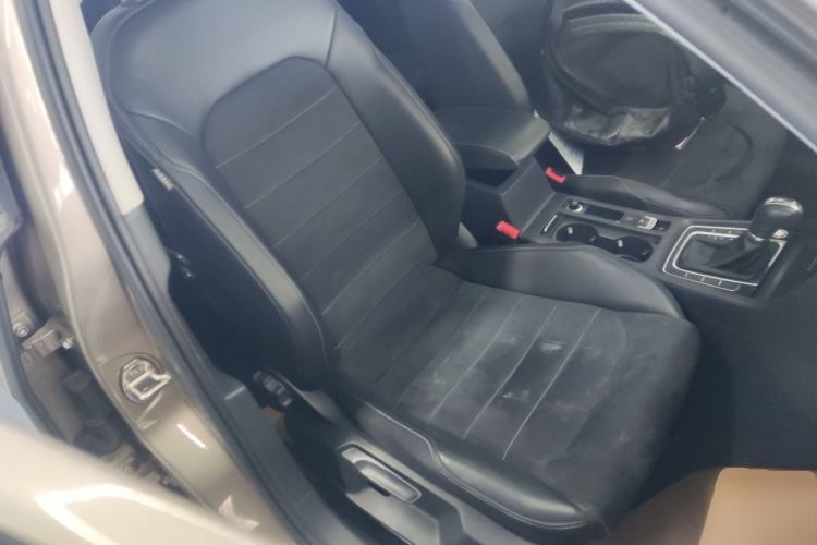 Used Volkswagen Golf 2020 Zhiai Edition 280TSI DSG Luxury Model