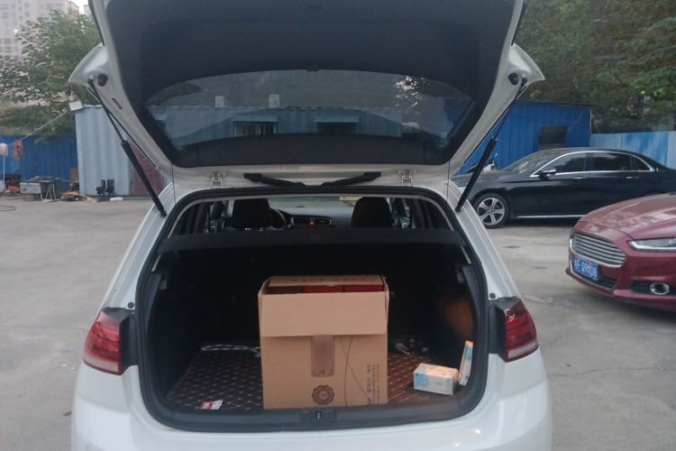 Used Volkswagen Golf 2018 230TSI Automatic Comfort Model
