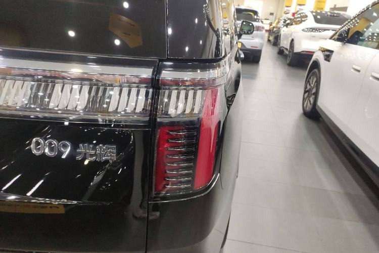 Used Zeekr 009 2024 GAC Trumpchi
