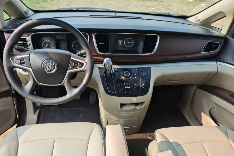 Used Buick GL8 2018 28T Comfort Model China VI Standard
