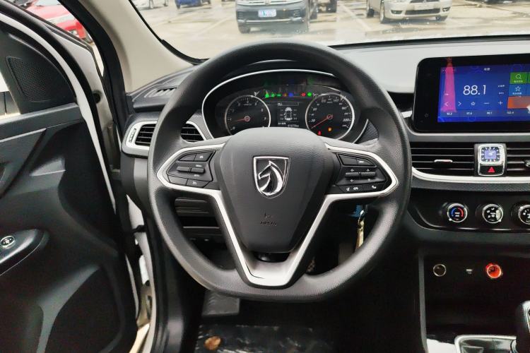 Used Baojun 730 2021 1.5L Manual Fashion Version 7 Seats
