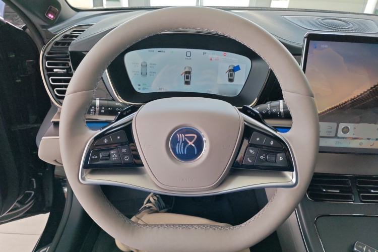 Used BYD Han 2025 DM-i Intelligent Driving Edition 125KM LiDAR Flagship Model
