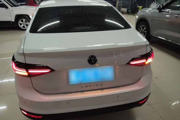 Used Volkswagen Lavida 2023 New Sharp 1.5L Automatic Excellent New Edition