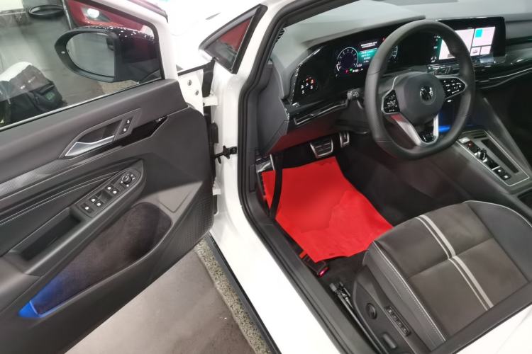 Used Volkswagen Golf 2023 Facelift 280TSI DSG R-Line