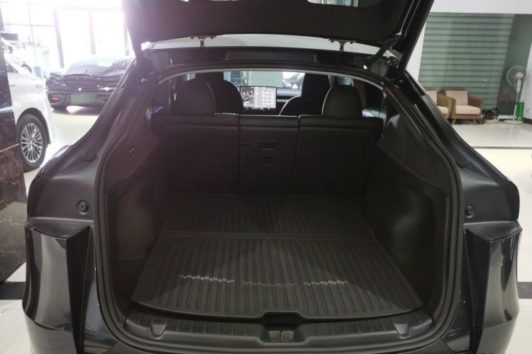 Used Tesla Model Y 2025 Long-Range All-Wheel Drive First Edition