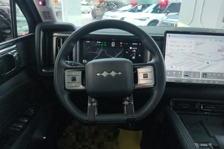 Used  Leopard 5 2023 Explore Edition