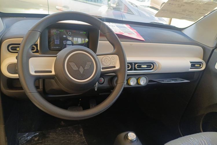 Used Wuling Hongguang MINIEV 2024 3rd Generation 215km Youth Edition
