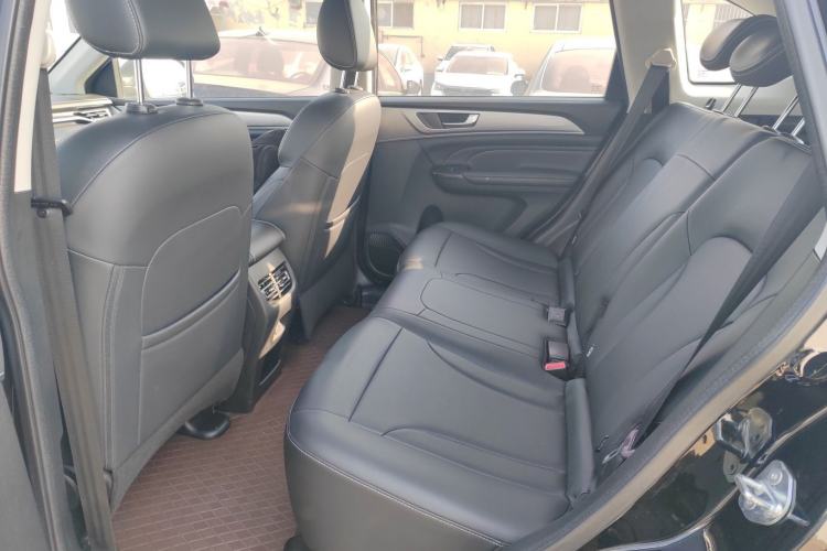 Used Haval M6 2021 PLUS 1.5T Manual Luxury Smart Connectivity Model
