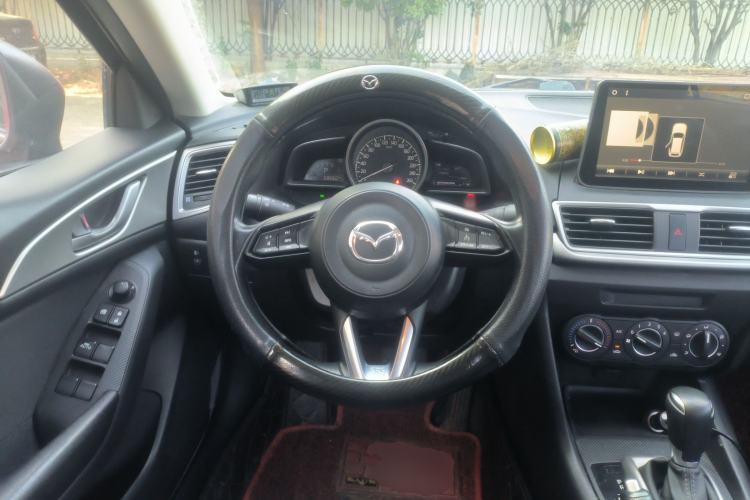 Used Mazda Mazda 3 Axela 2017 Sedan 1.5L Automatic Comfort Model Emission Standard China V
