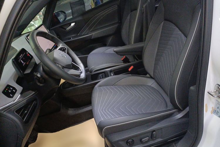 Used Volkswagen ID.3 2025 Smart Edition Outstanding Model
