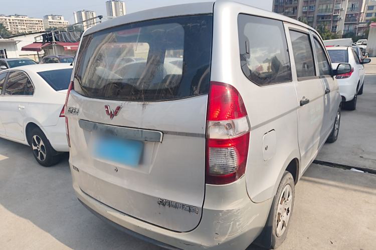 Used Wuling Hongguang 2013 1.5L Base Version
