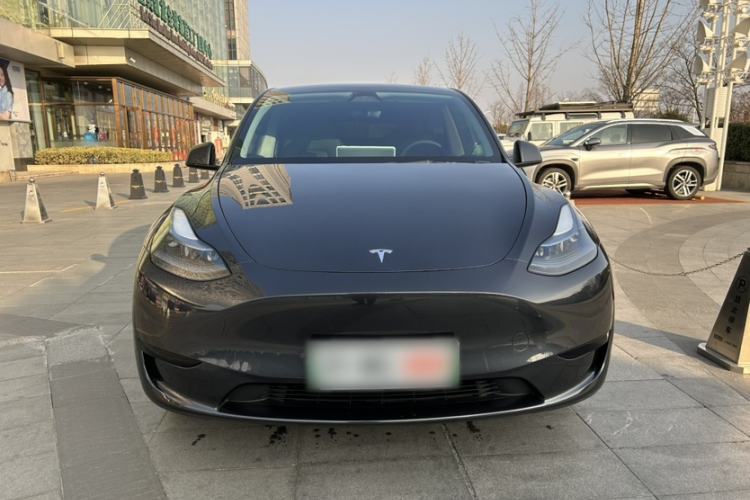 Used Tesla Model Y 2024 Rear-Wheel-Drive Version
