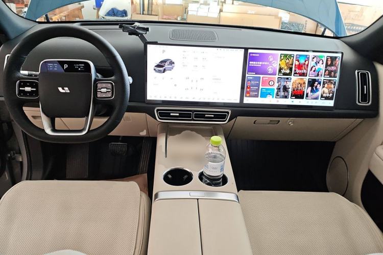 Used Li Auto L9 2022 Max model
