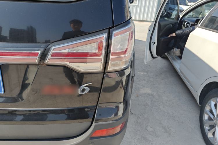 Used FORTHING SX6 2016 1.6L Manual Premium Edition
