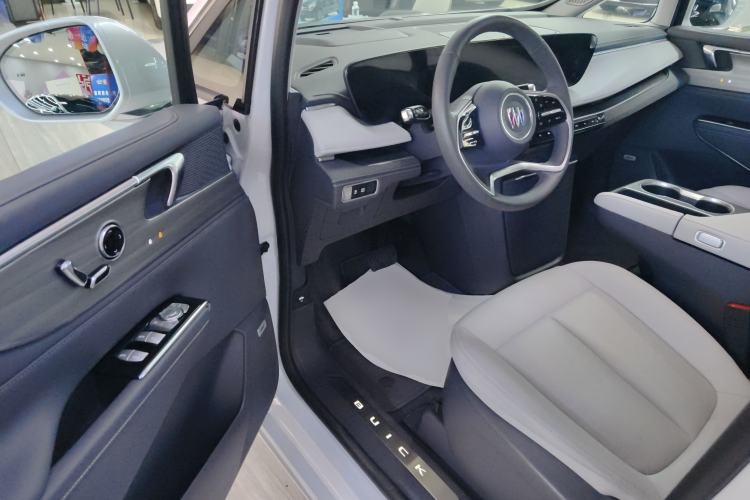 Used Buick GL8 2025 Lu Zun Deluxe Edition