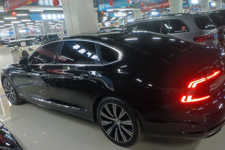 Used Volvo S90 2024 B5 Zhiyuan Luxury Edition