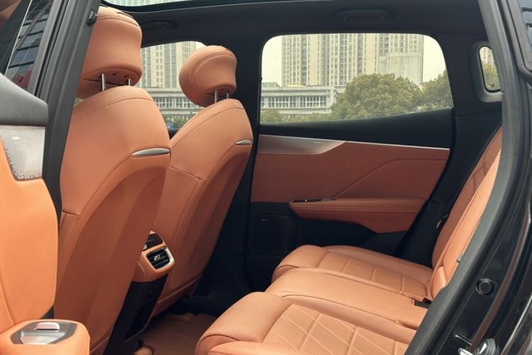 Used  S05 2024 510Max Pure Electric Version
