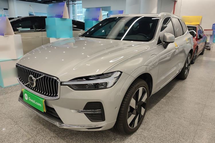 Used Volvo XC60 New Energy 2025 Plug-in Hybrid Long-Range All-Wheel Drive Smart & Luxurious Edition