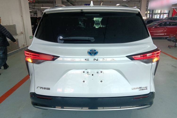 Used Toyota Sienna 2021 2.5L Hybrid Ultimate Edition