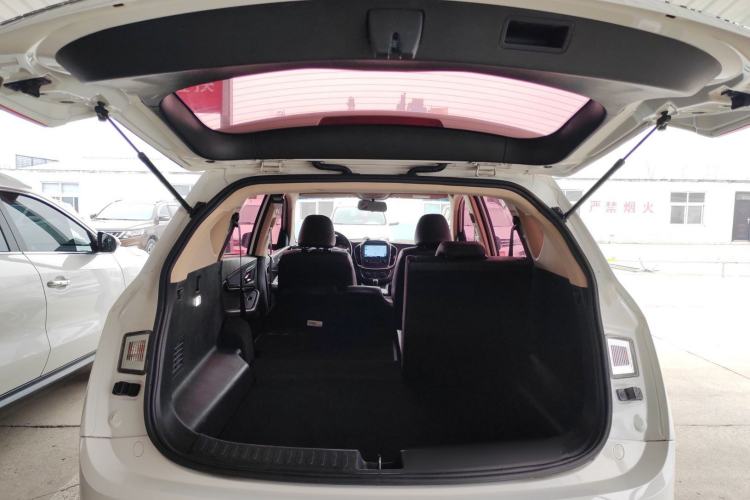 Used Baojun 560 2016 1.5T Manual Luxury Version