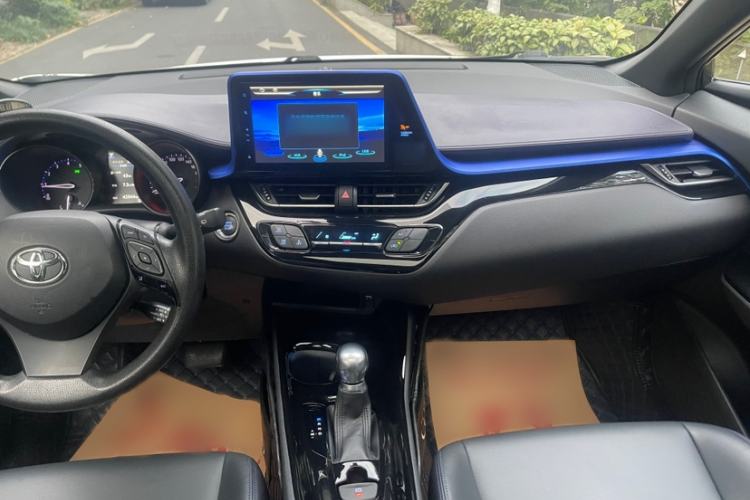 Used Toyota C-HR 2020 2.0L Leading Edition
