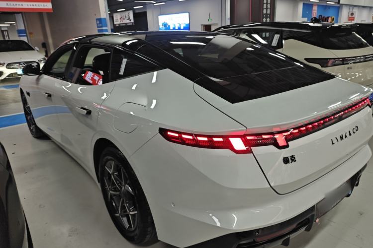 Used Lynk & Co Lynk & Co 10 EM-P 2025 Model 120 Four-Wheel Drive Ultra