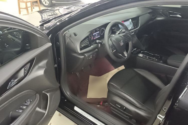 Used Buick Regal 2024 25T Deluxe Edition