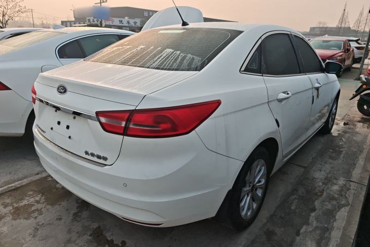 Used Ford Escort 2017 Happiness Edition 1.5L Automatic Fashion Version
