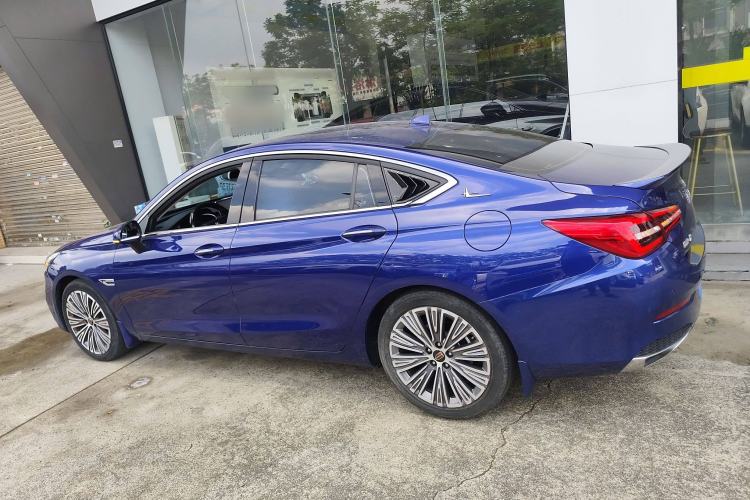 Used Hongqi H5 2022 Classic Model Facelift 1.8T Automatic Smart Connect Flagship Edition
