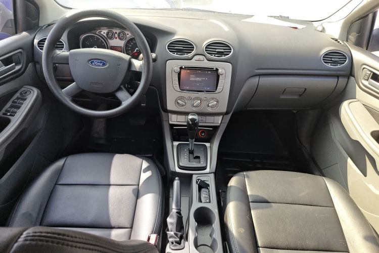 Used Ford Focus 2013 Hatchback Classic 1.8L Automatic Base Model
