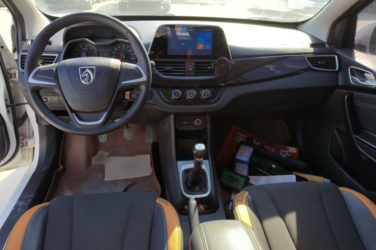 Used Baojun 310 2017 1.5L Manual Fashion Edition