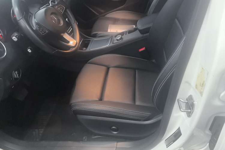 Used Mercedes-Benz GLA 2018 GLA 200 Fashion Model
