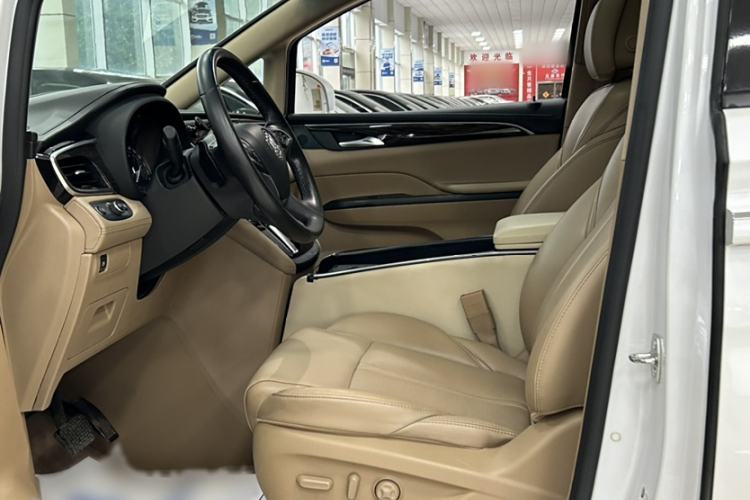 Used Buick GL8 2018 ES 28T Luxury Model China VI Standard
