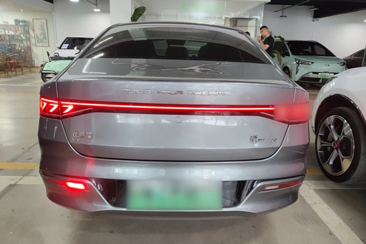 Used BYD Qin PLUS 2021 EV 600KM Flagship Model
