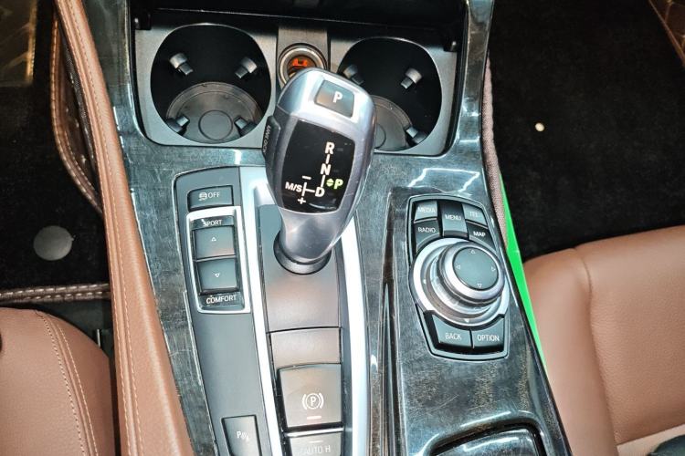 Used BMW 5 Series 2014 525Li Leading Model