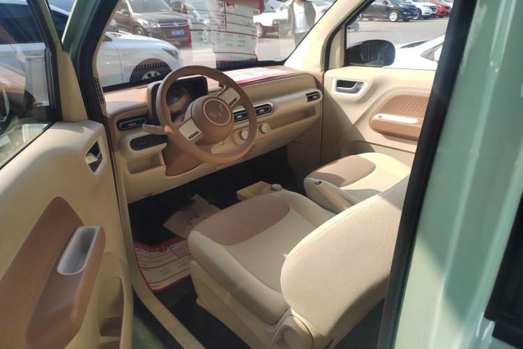 Used Wuling Hongguang MINIEV 2024 3rd Generation 215km Youth Edition
