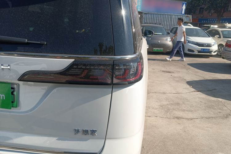 Used VOYAH Dream 2022 Low-Carbon Edition Dream+ Smart Enjoyment Package
