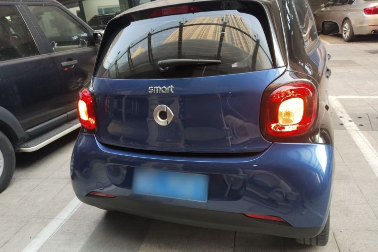 Used  forfour 2018 1.0L 52 kW Dynamic Edition