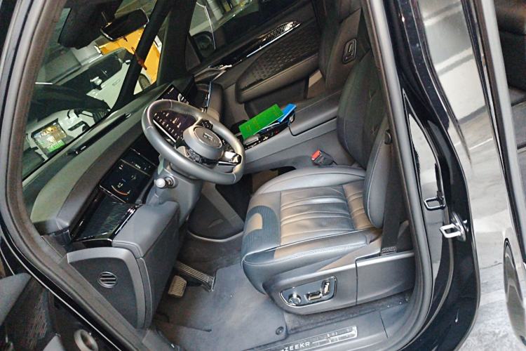 Used Zeekr 009 2022 WE Edition